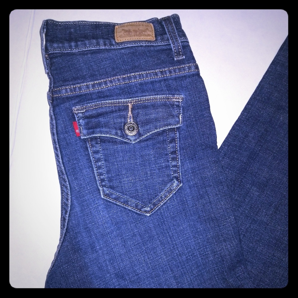 Levi's